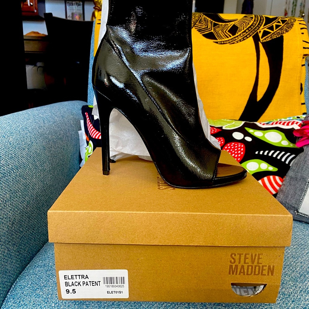 “Elettra black patent “ by Steve Madden